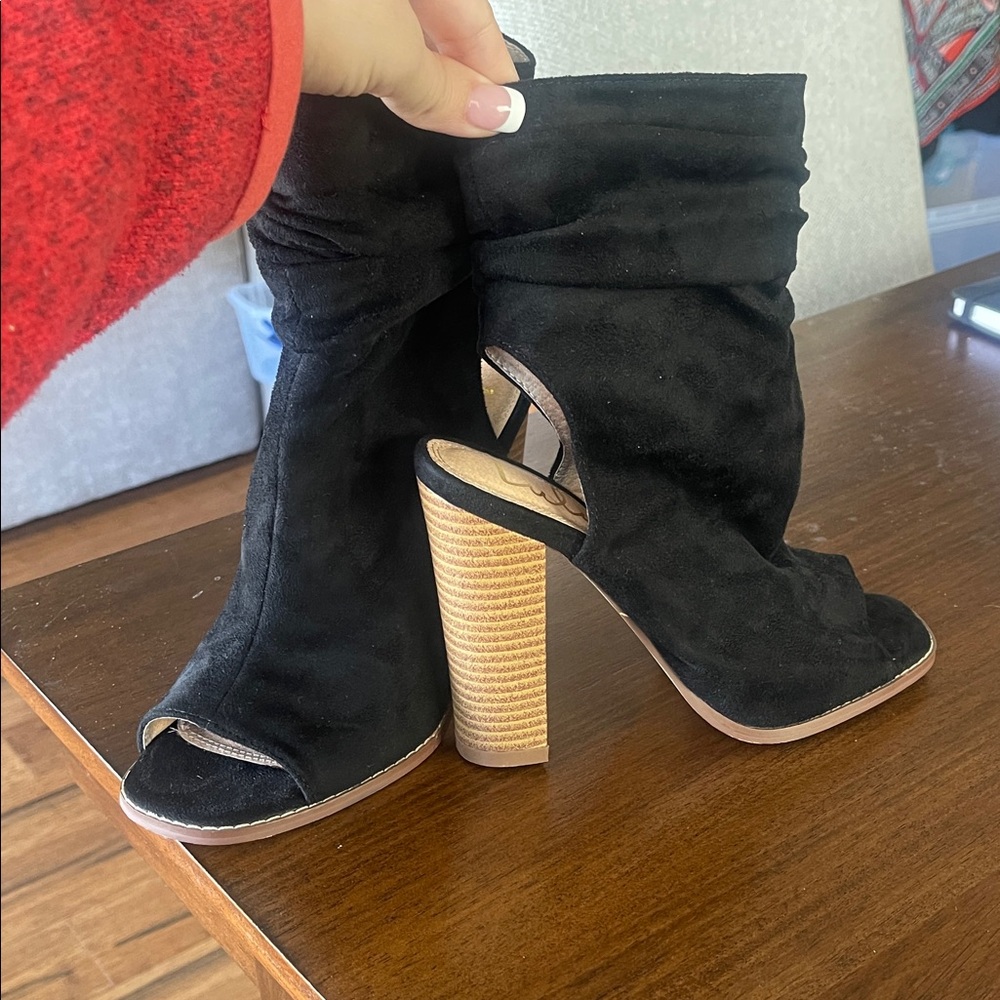 Lulu's Black Peep-Toe Heeled Booties